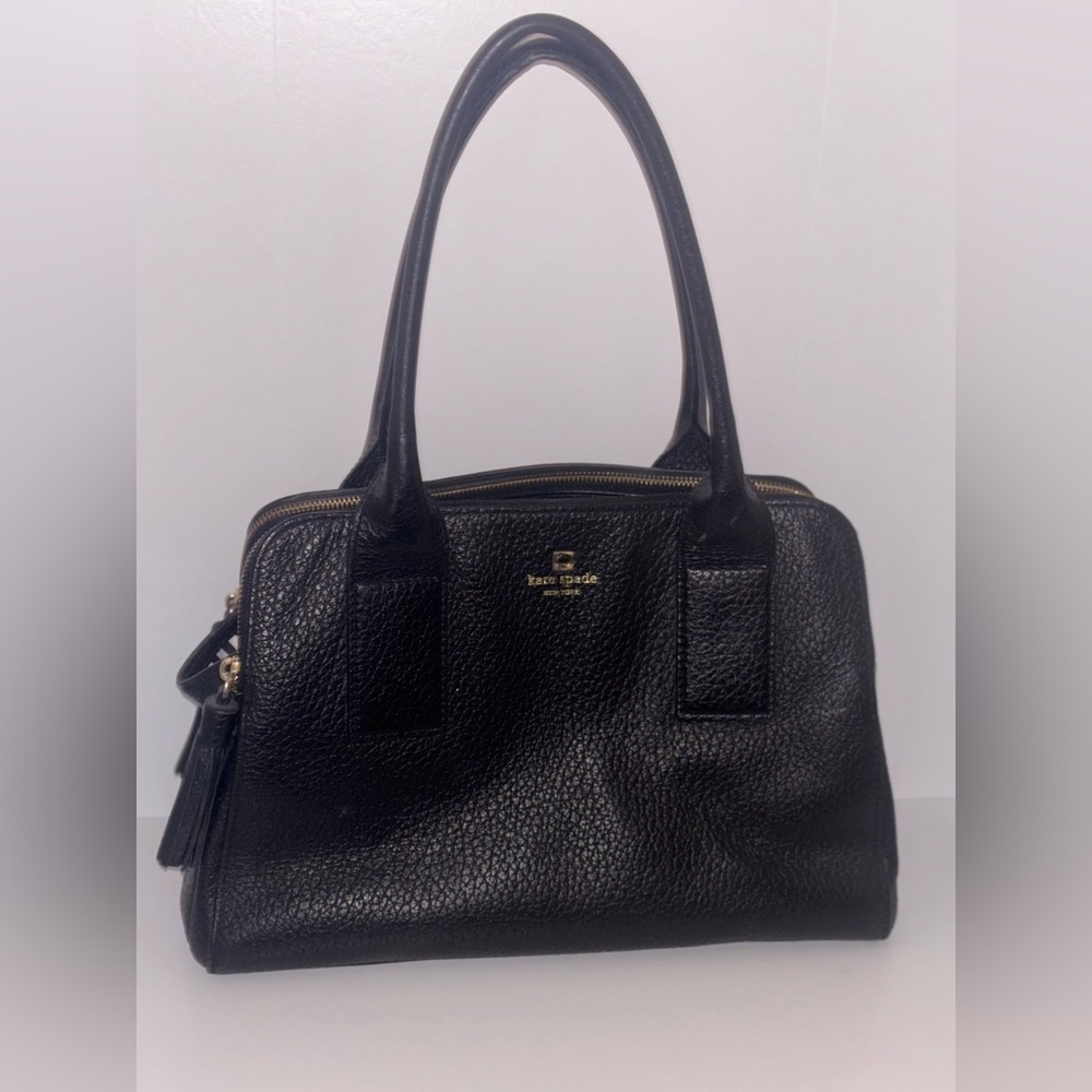 Vintage-Kate Spade New York Southport Avenue Lydia black pebbled leather handbag